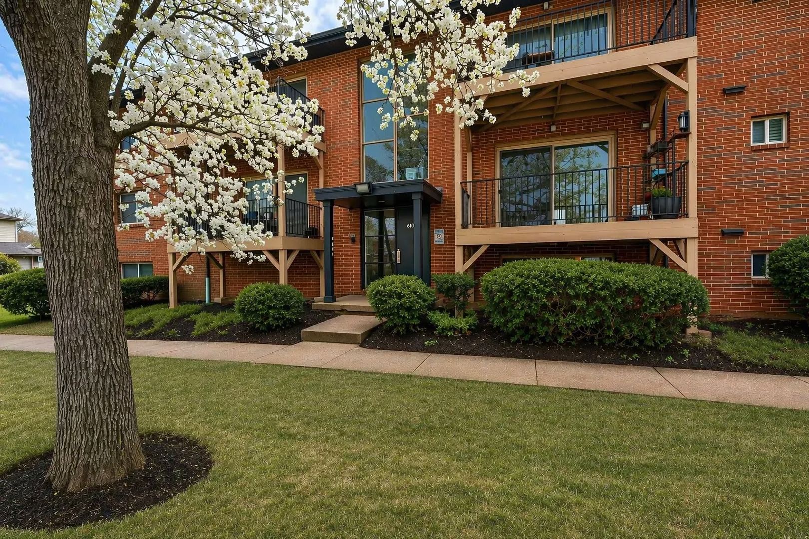 Baltimore Apartment: 6103-6109 Bellona Ave.