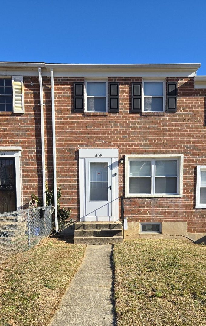 Baltimore House: 609 Gibson Rd.