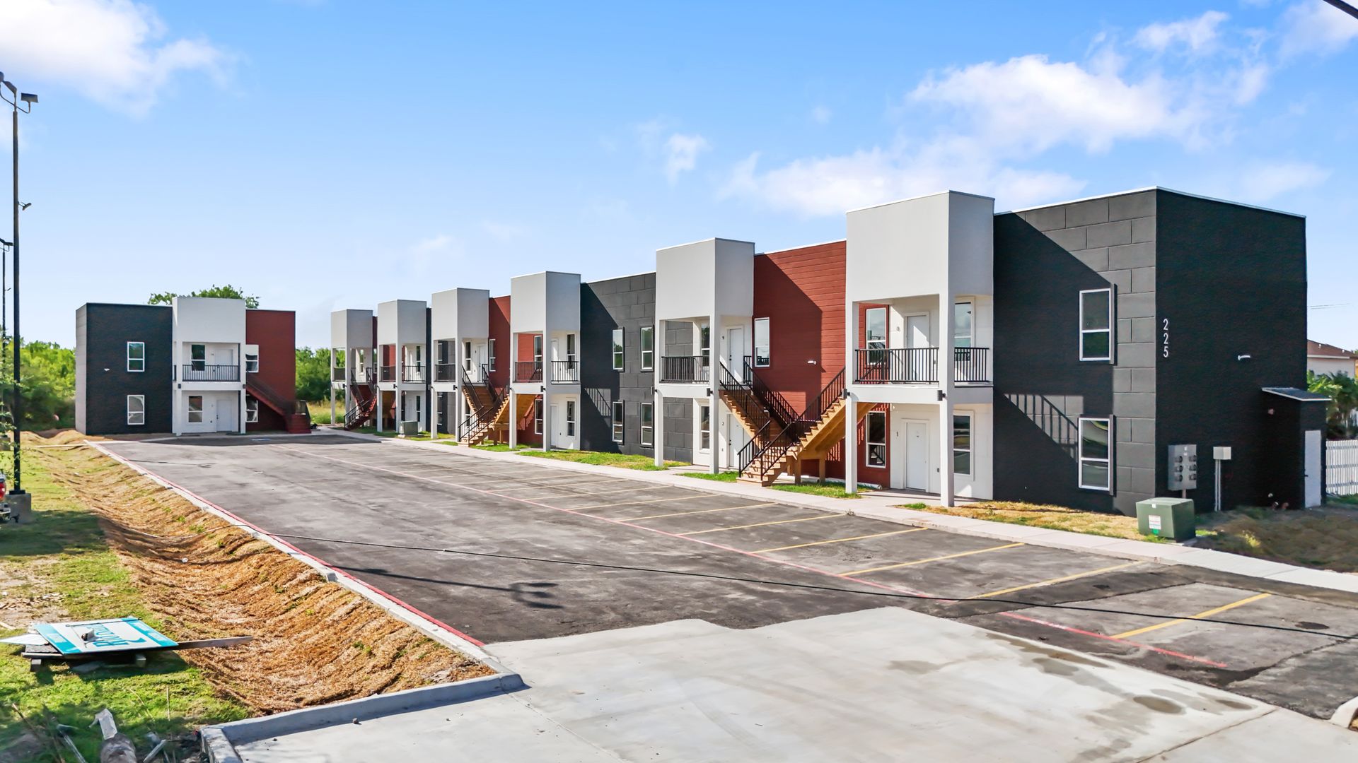 Harlingen Apartment: 225 E. New Hampshire