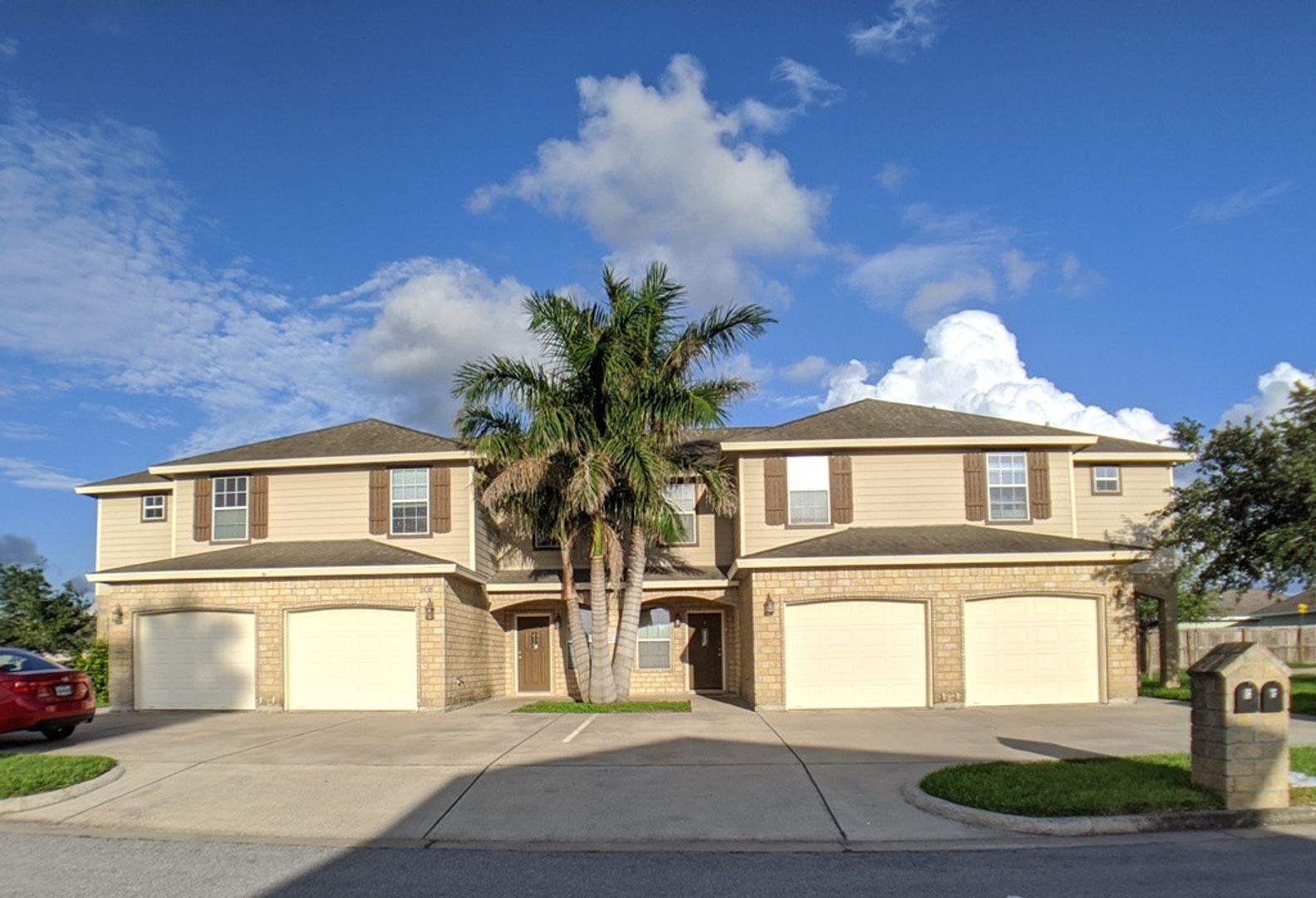 808 W. Arroyo Park Lane