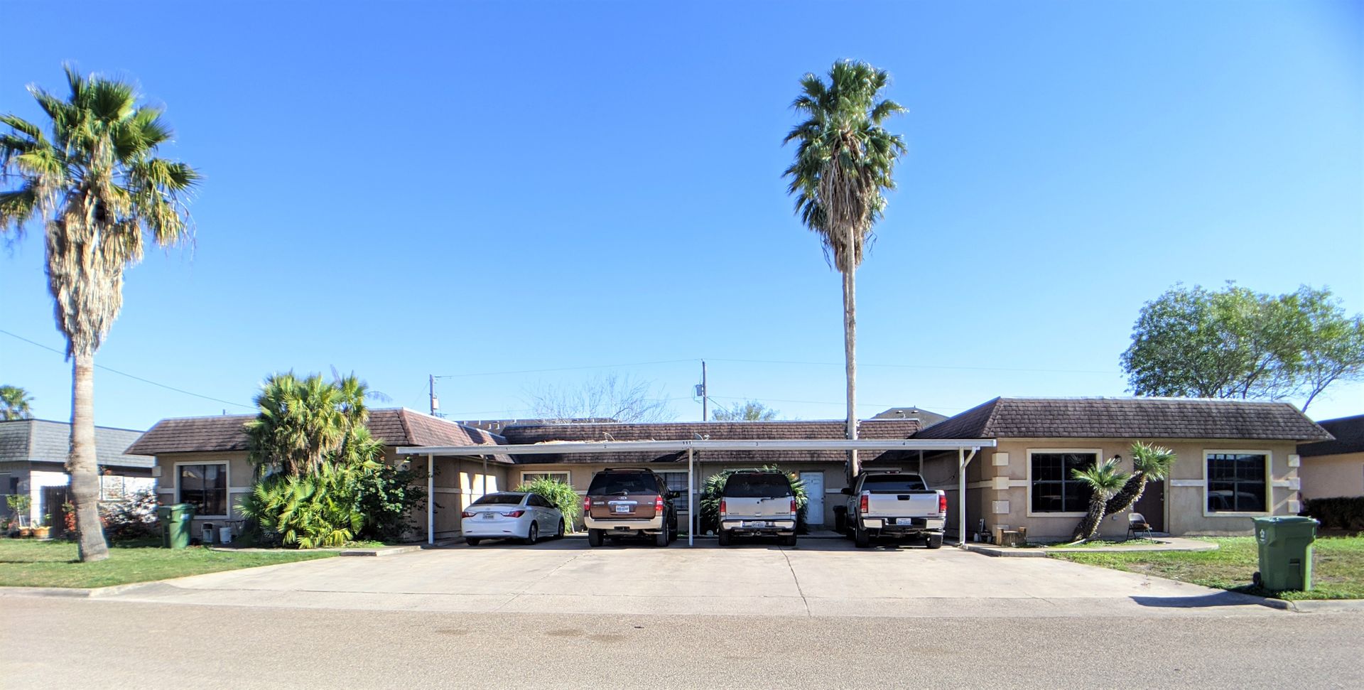 San Benito Apartment: 111 Las Palmas St.