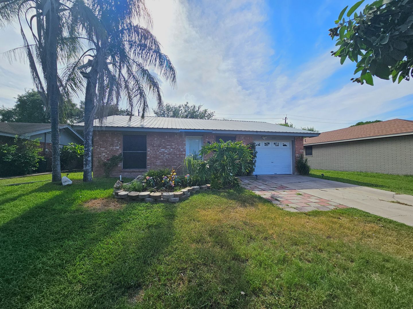 Harlingen House: 1005 N. 26th St