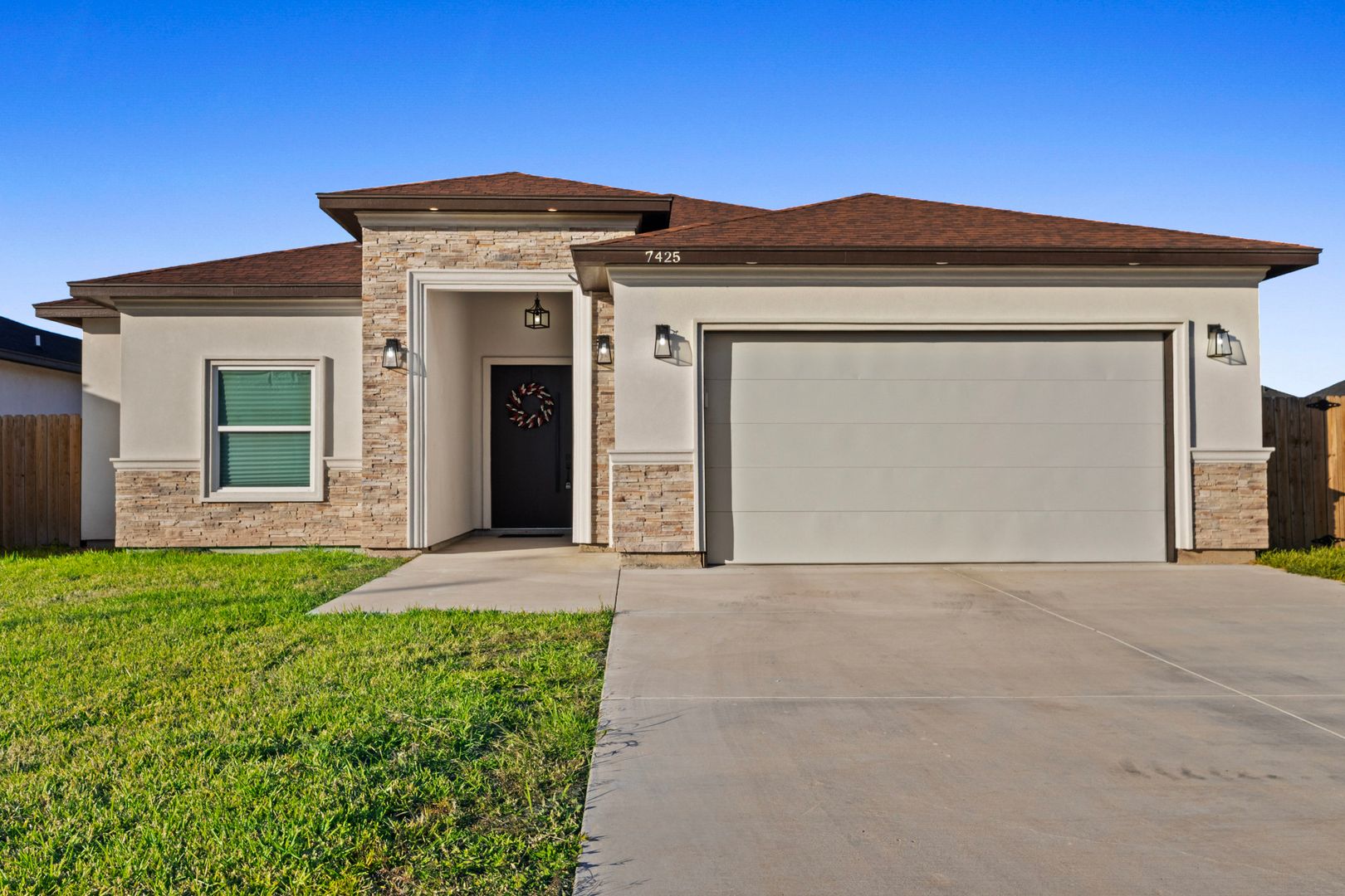 Brownsville House: 7425 Lake Havasu