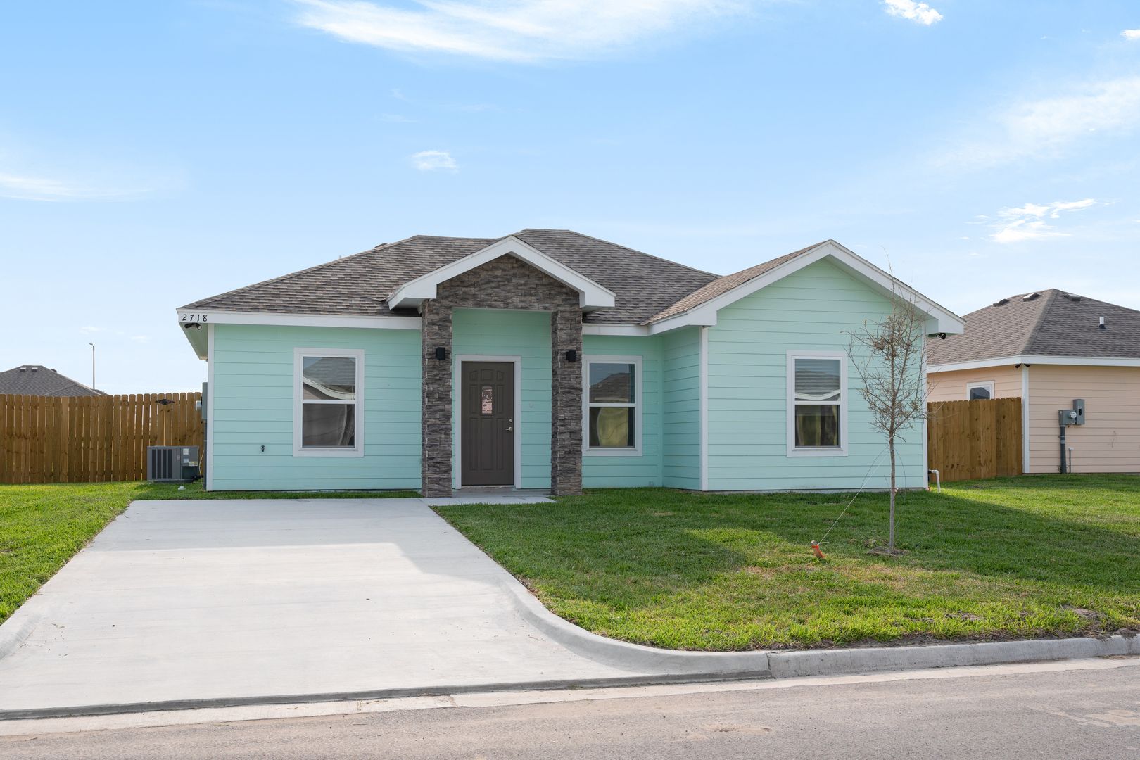La Feria House: 2718 Maria Dr.