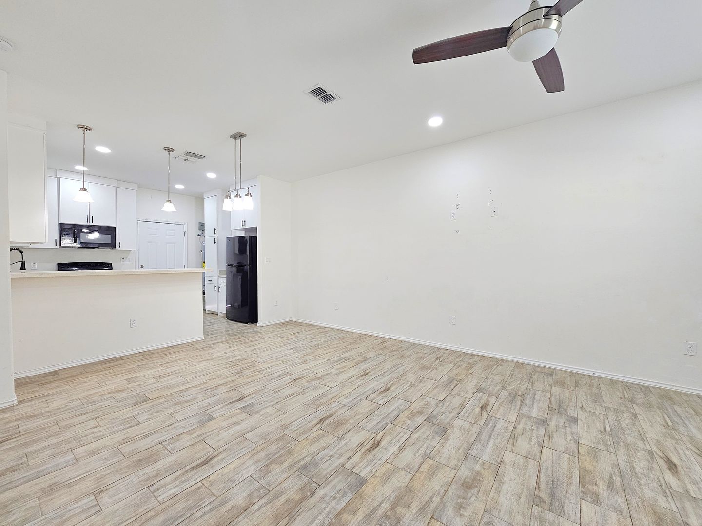 Harlingen Apartment: 1809 Atrium Place Drive