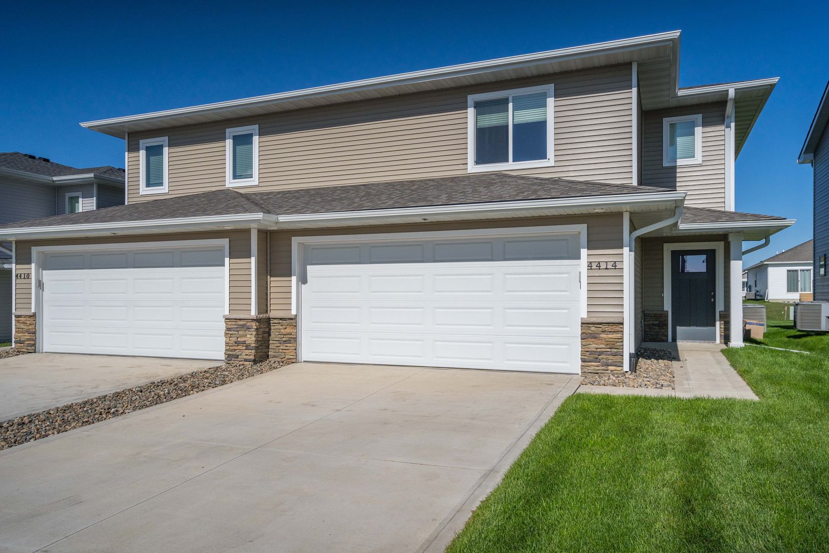 Altoona House: 1009 35th CT SE