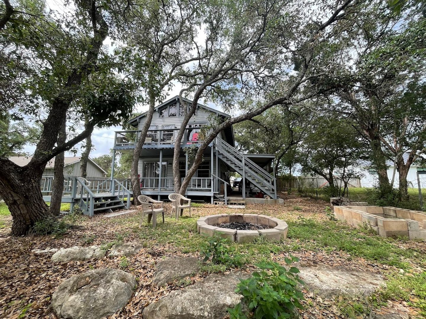 CANYON LAKE House: 2429 GRANDVIEW FOREST