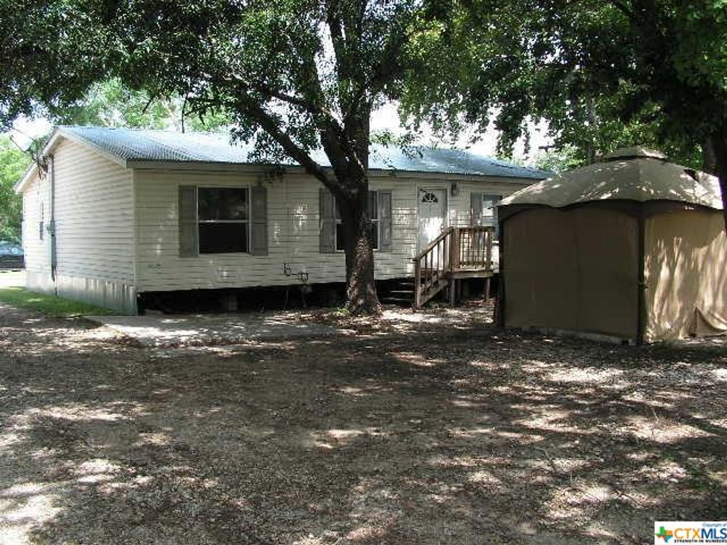 CANYON LAKE House: 106 GBRV LOOP - (DBL WIDE BEHIND DRB)