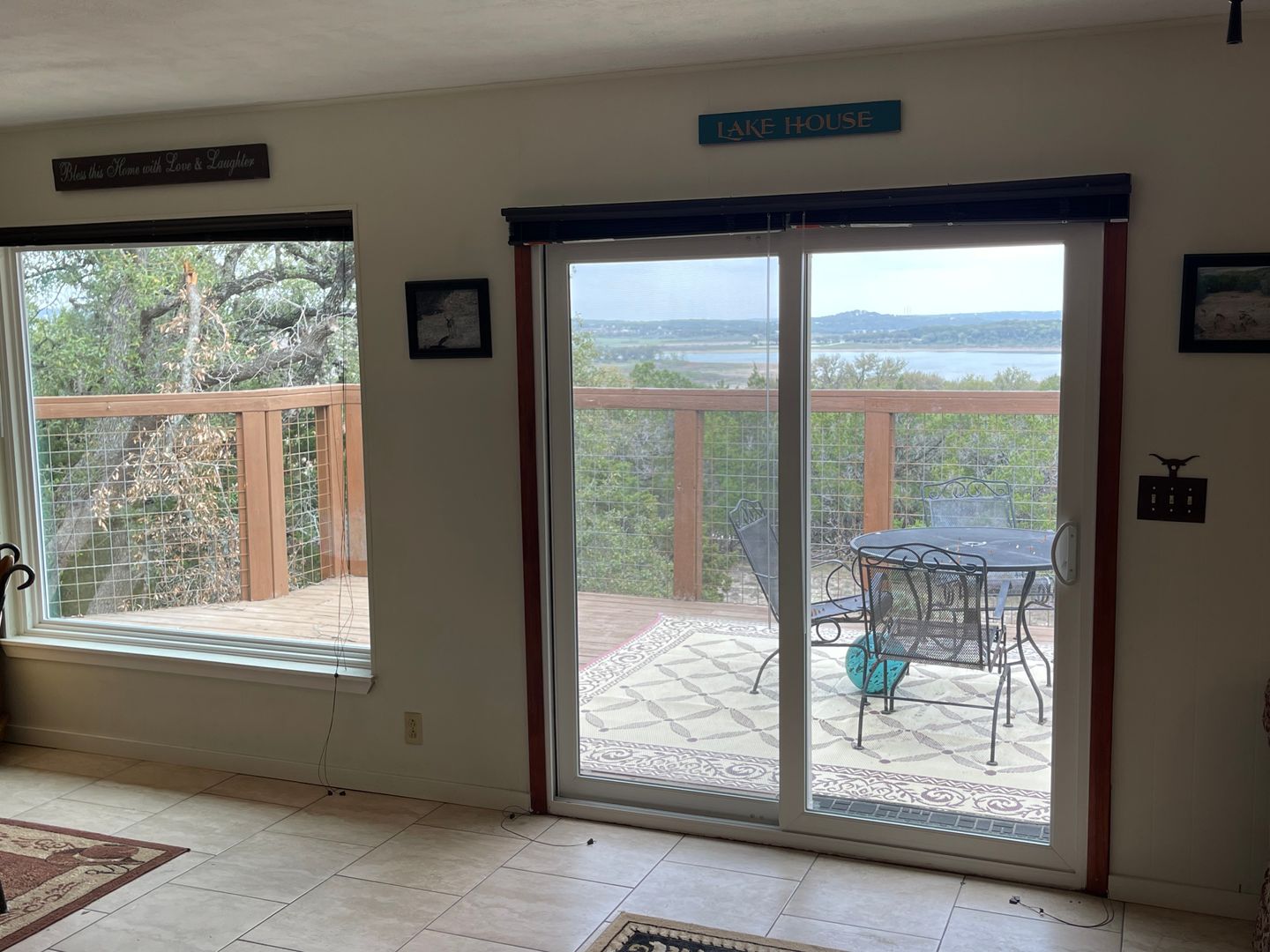 CANYON LAKE House: 1221 HALLMARK