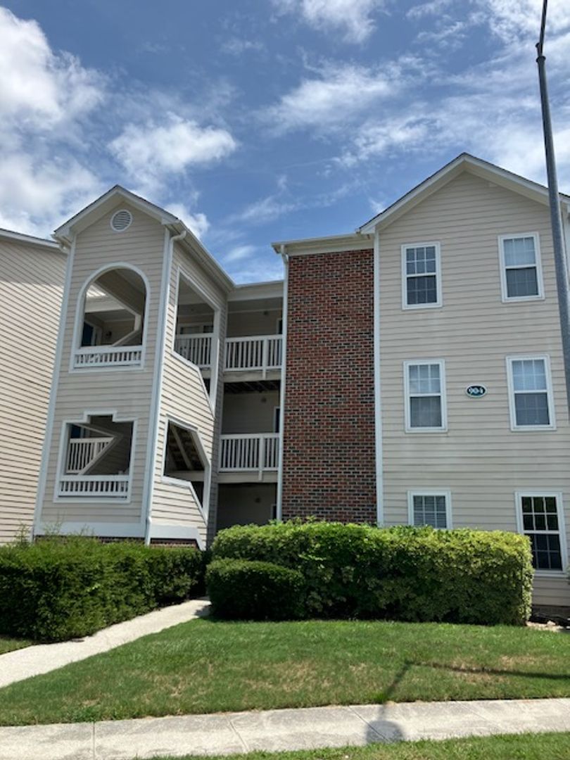 Wilmington Apartment: 904 Litchfield Way, Unit J