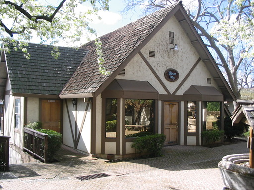 Old Town Fair Oaks Commercial Space