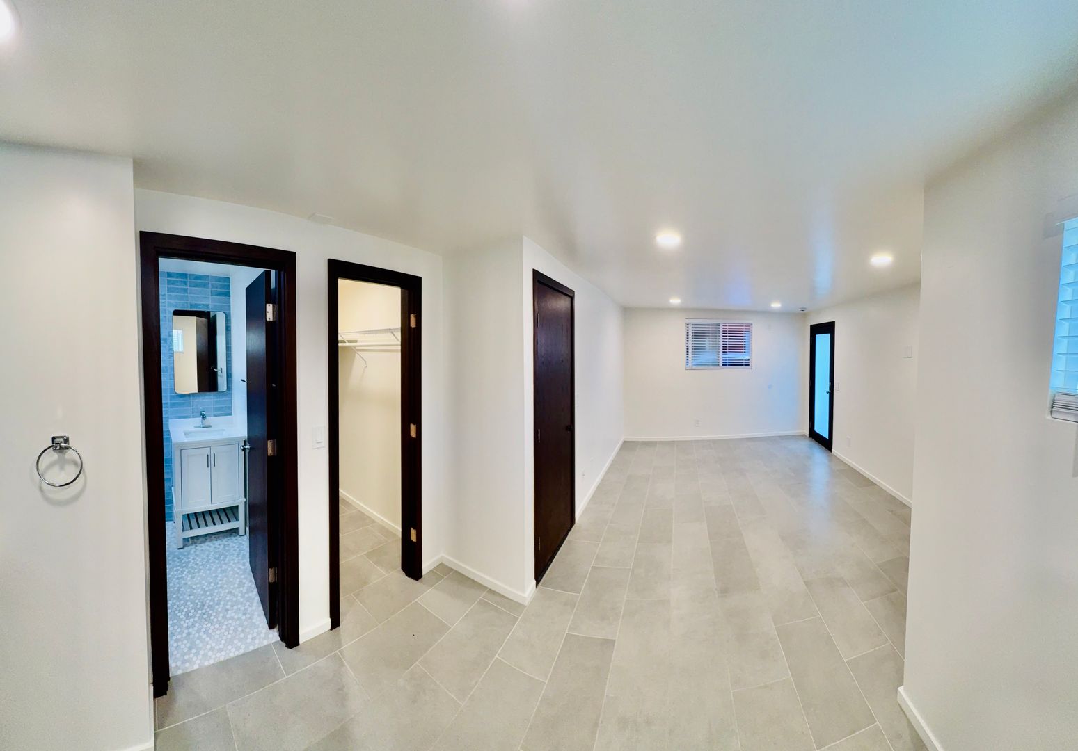 San Diego Apartment: 831 San Jose Pl.