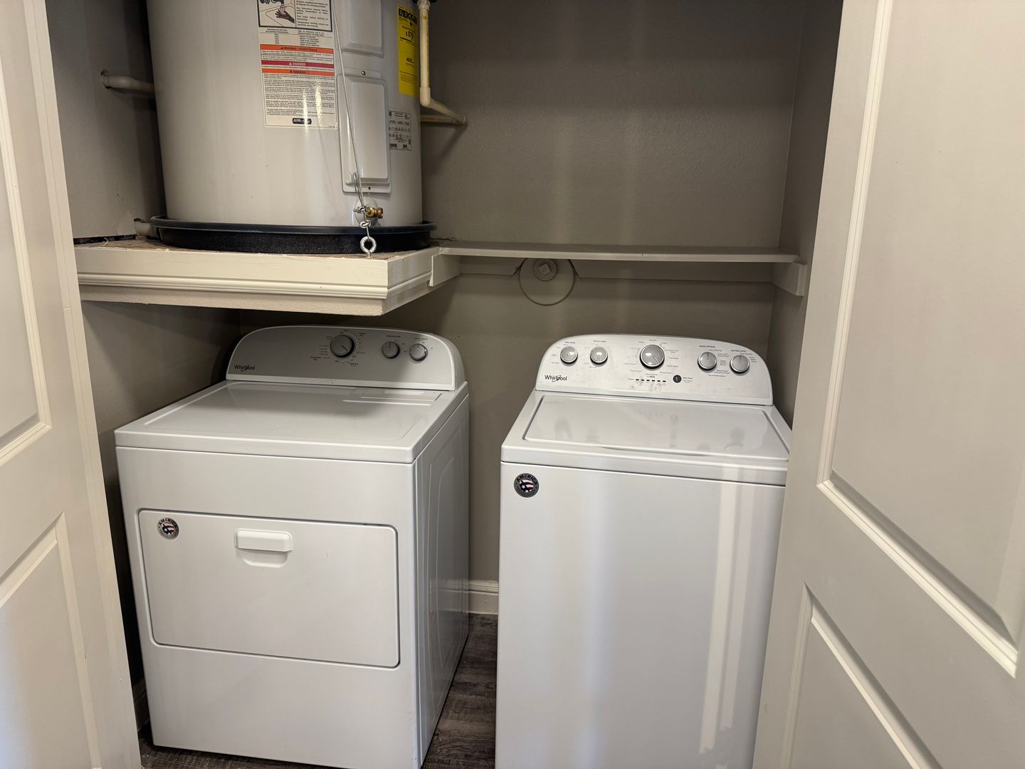 Denton Apartment: 315 S. Locust St,