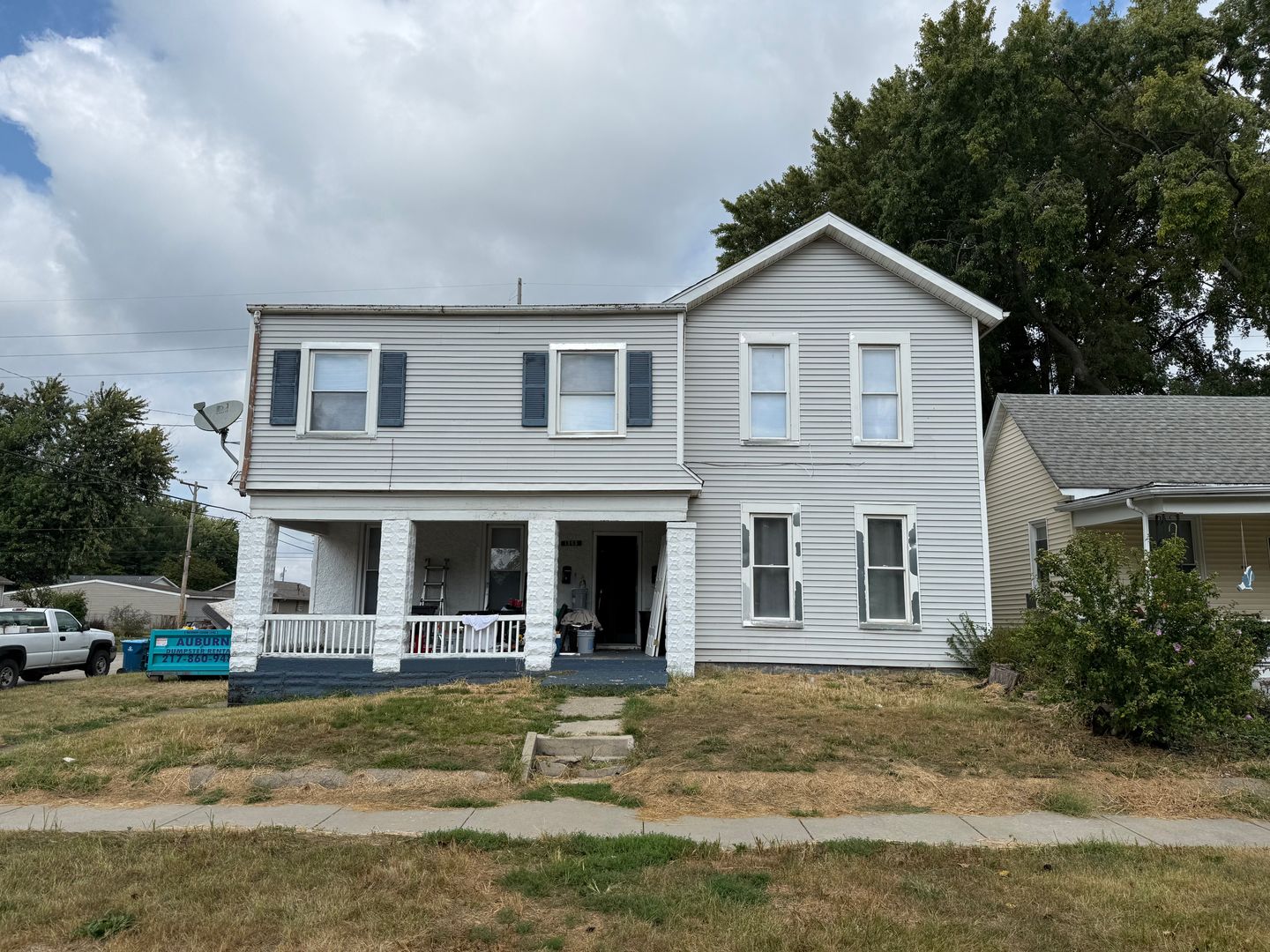 springfield Apartment: 1303 E Jackson