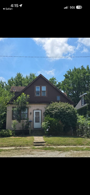 3 bedroom 1.5 bath – photo 1
