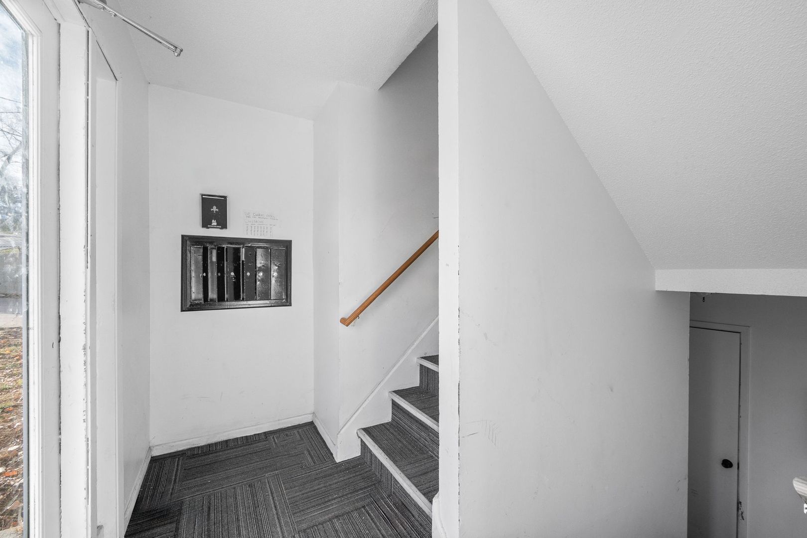 2411 Welbeck Rd 7, Des Moines, IA 50310