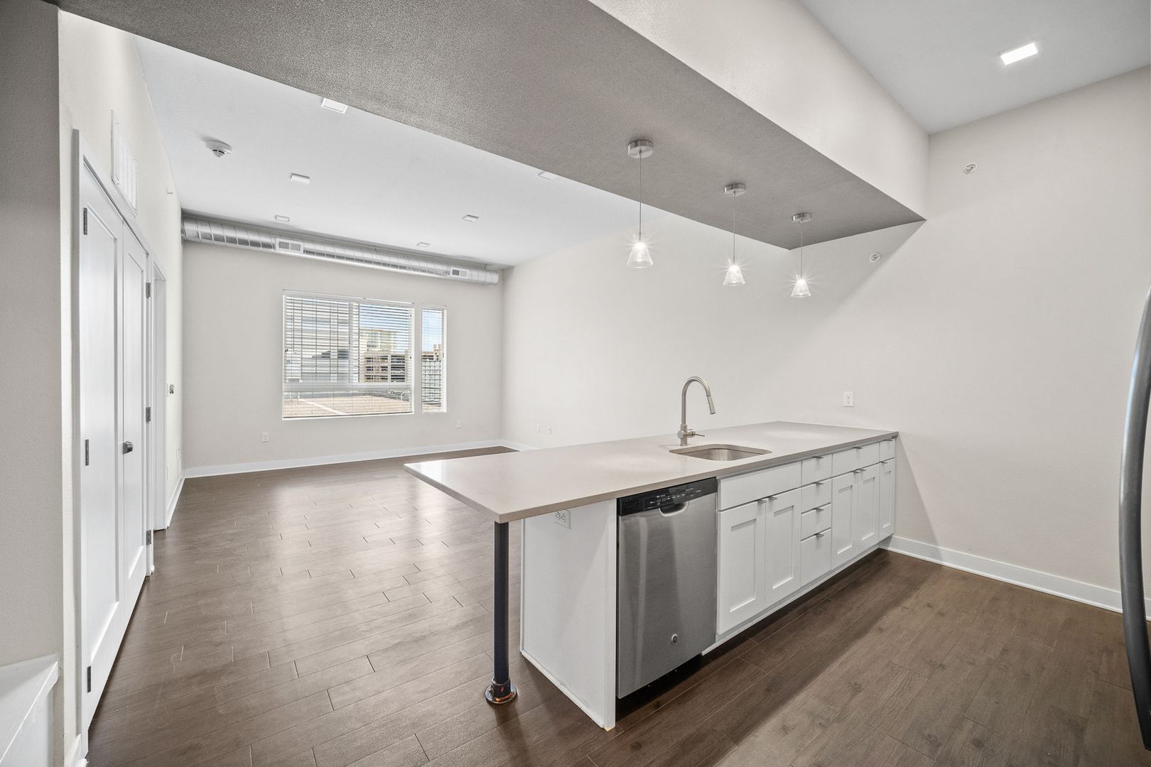 Des Moines Apartment: 915 Mulberry