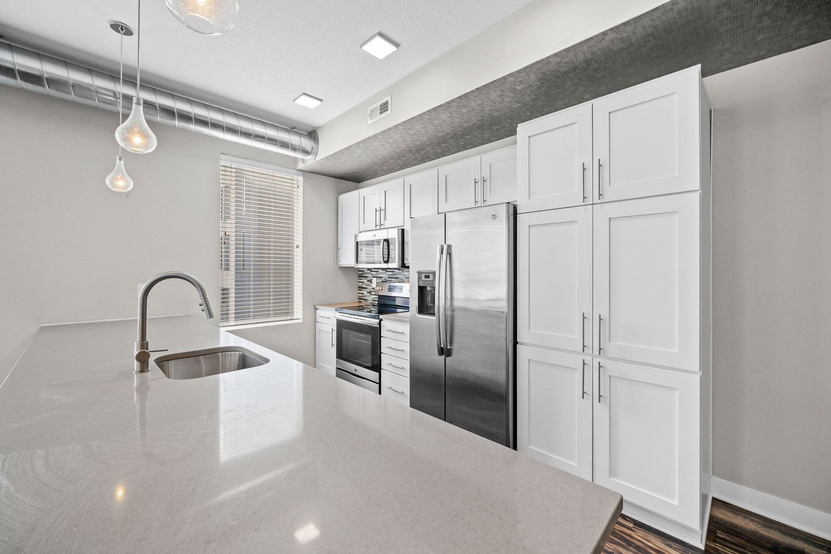 Des Moines Apartment: 915 Mulberry