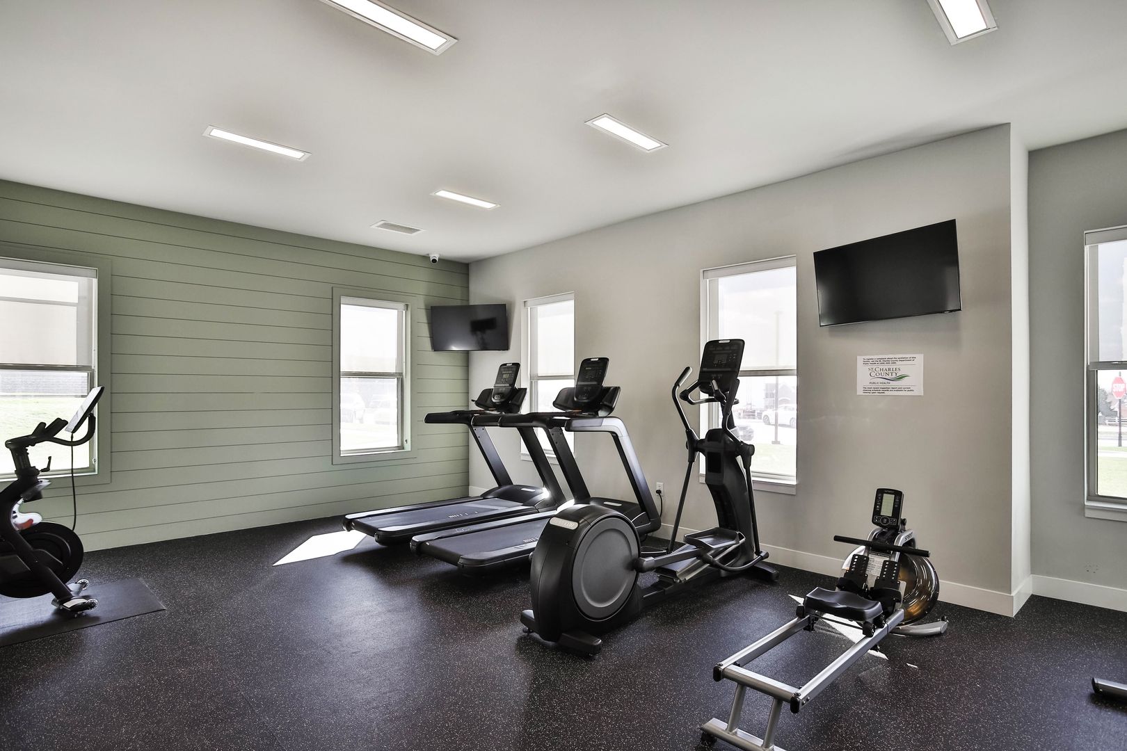 Gym at Villas on the Prairie (8 of 8)