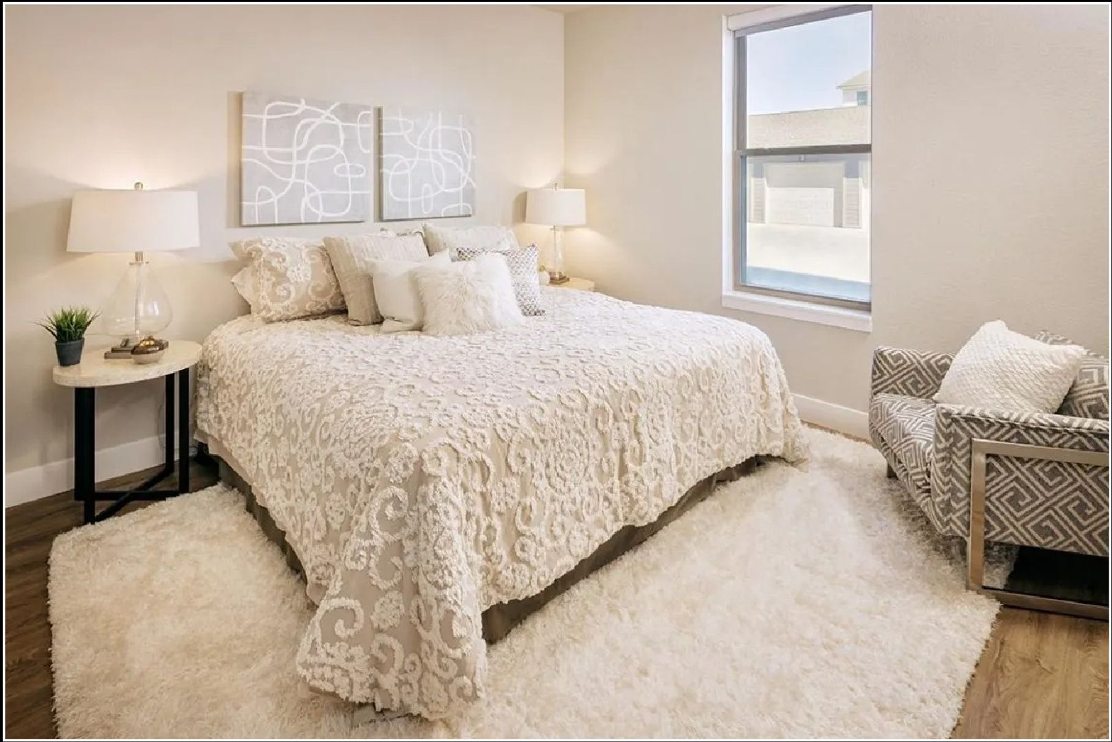 Game room at The Prairie Luxury Apartments