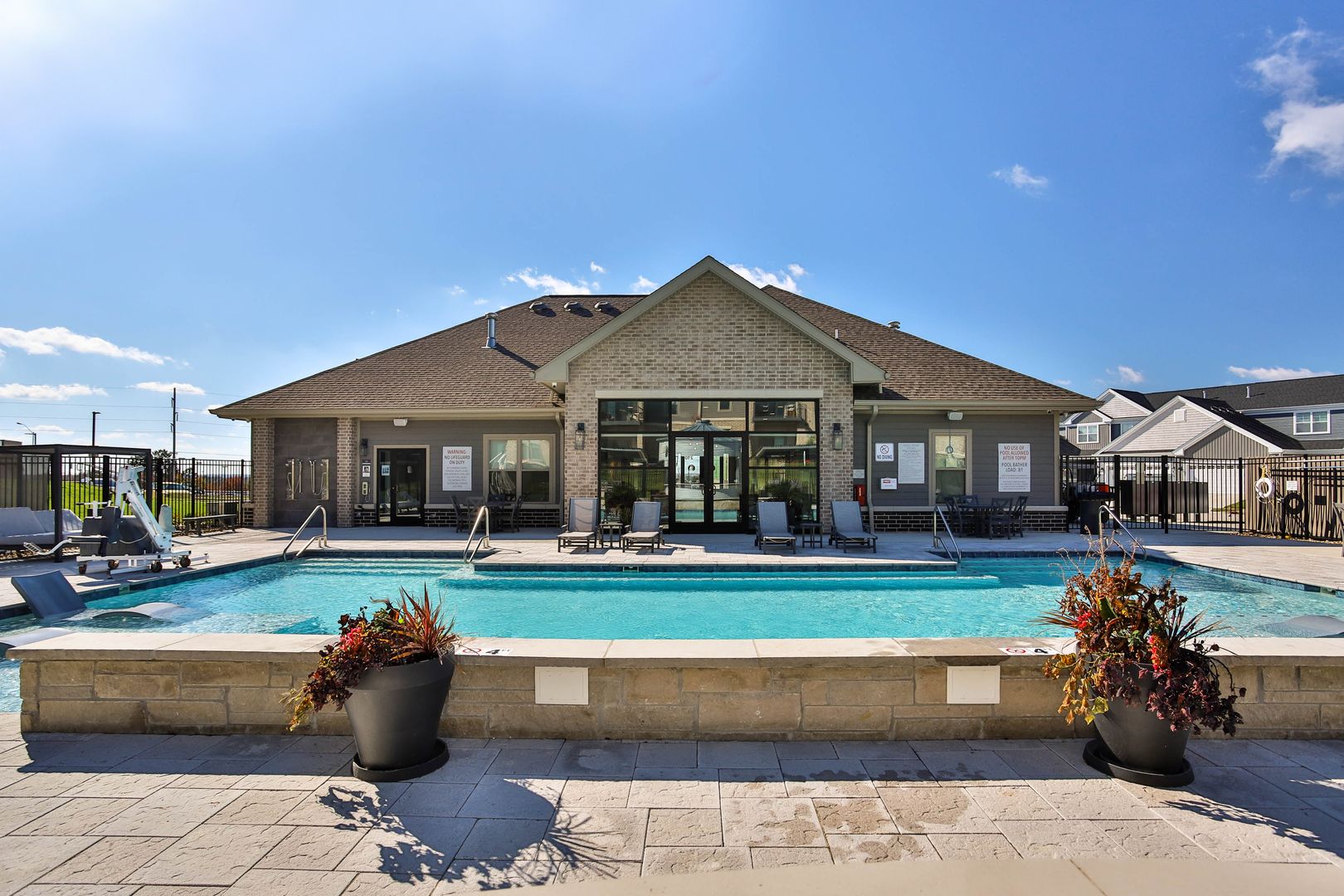 Pool at Villas on the Prairie (7 of 8)
