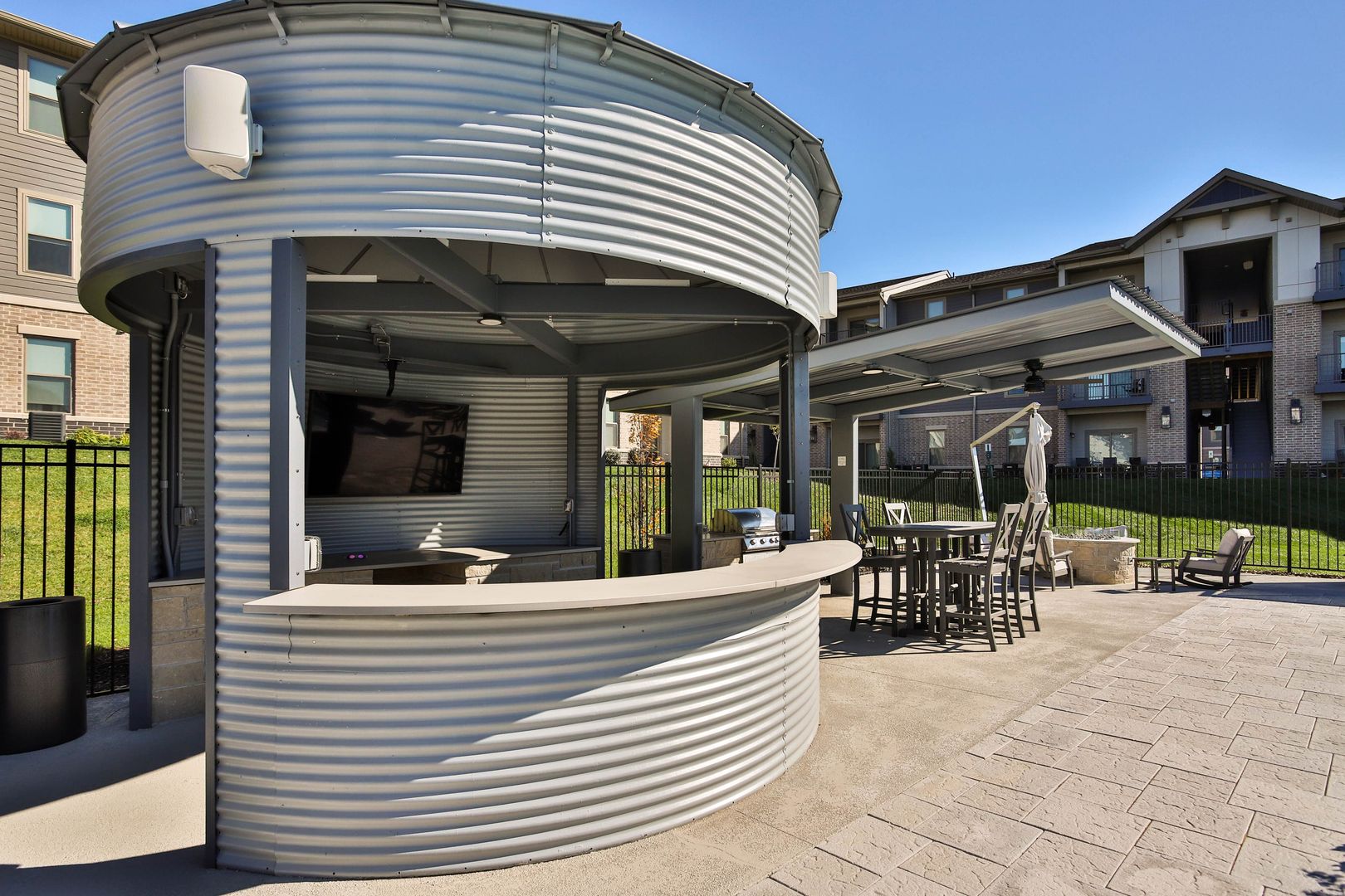 Grill area at Villas on the Prairie (6 of 8)