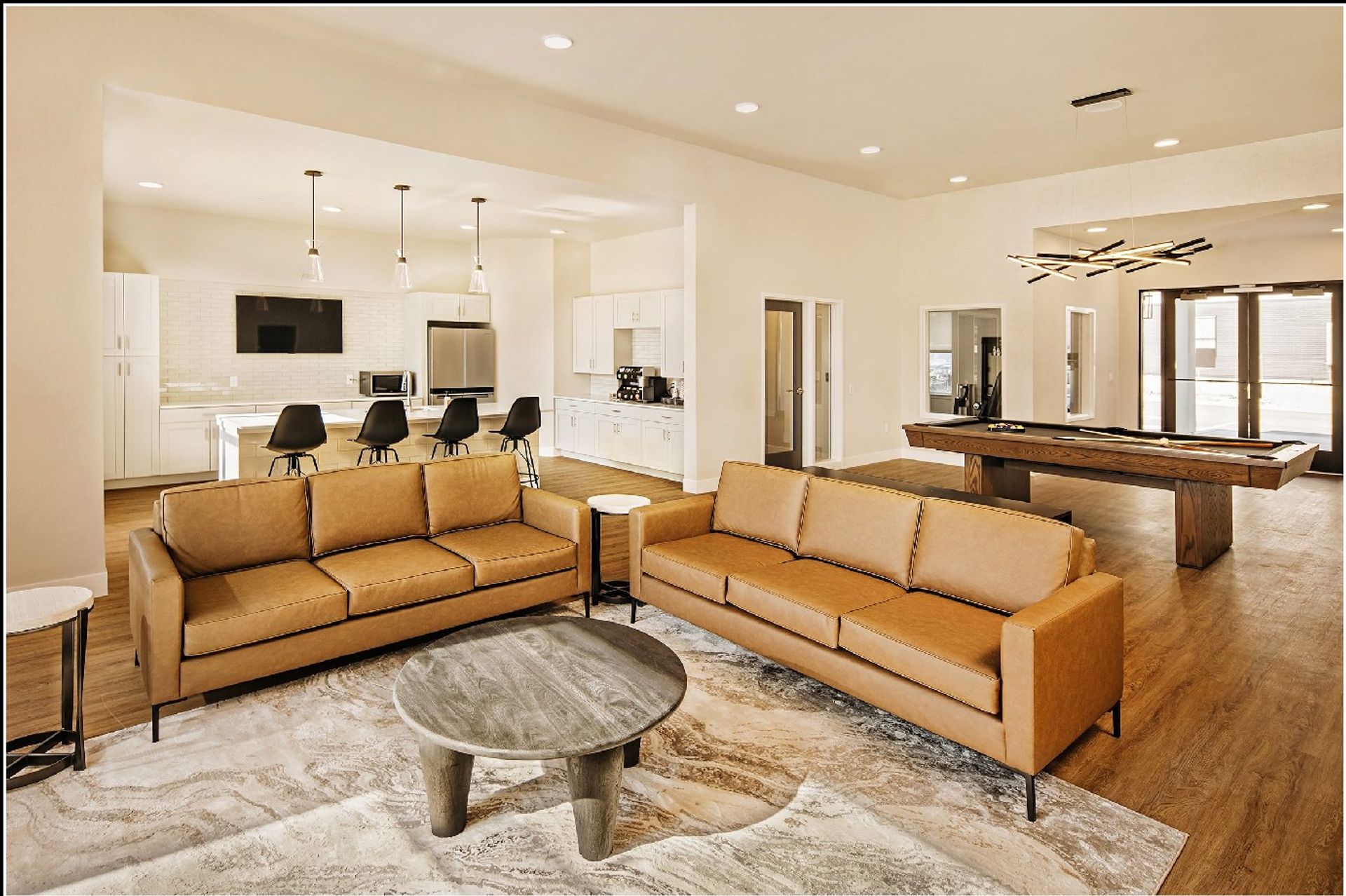 Valley Park Apartment: 91 Kaiman Lane
