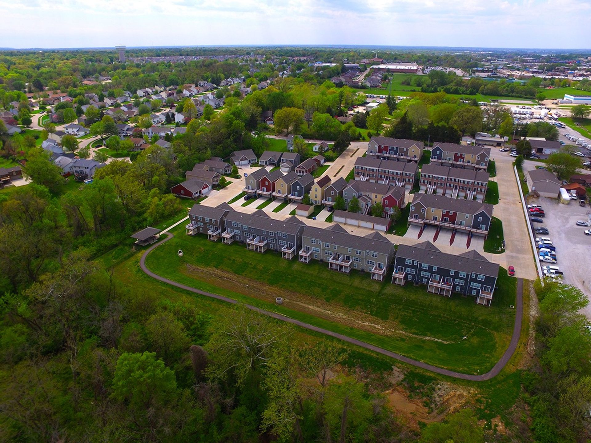 Lake St. Louis Townhome: 1000 Sullivans Way