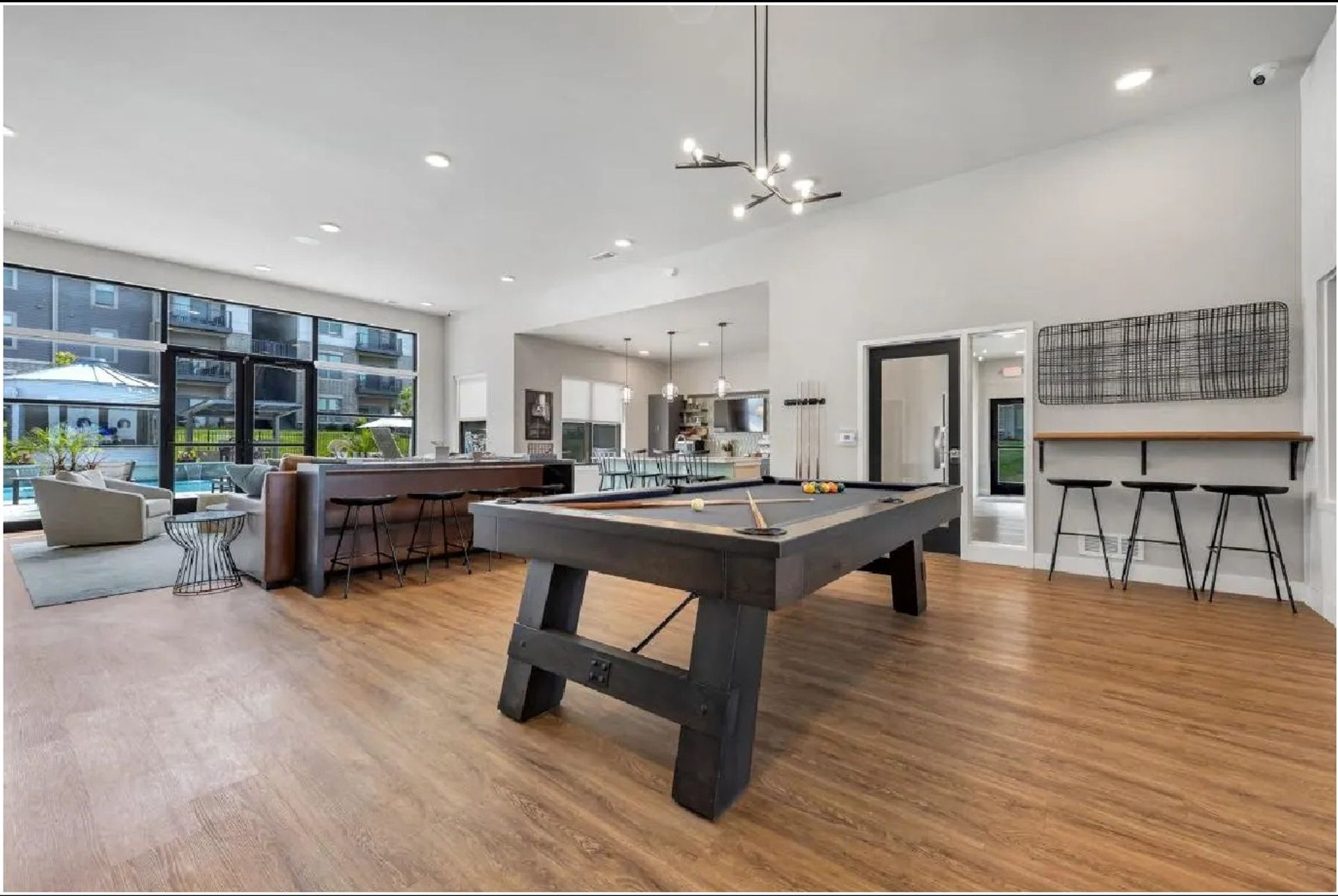 The Prairie Luxury Apartments 6 of 12