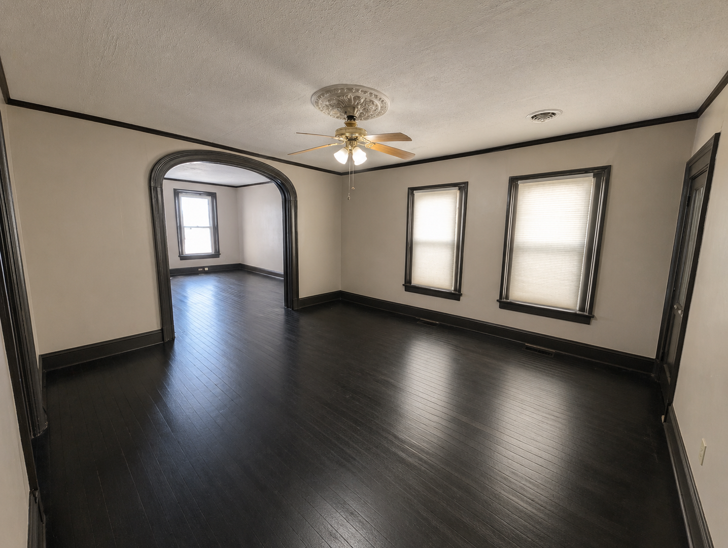 Cohoes Apartment: 156 Congress St