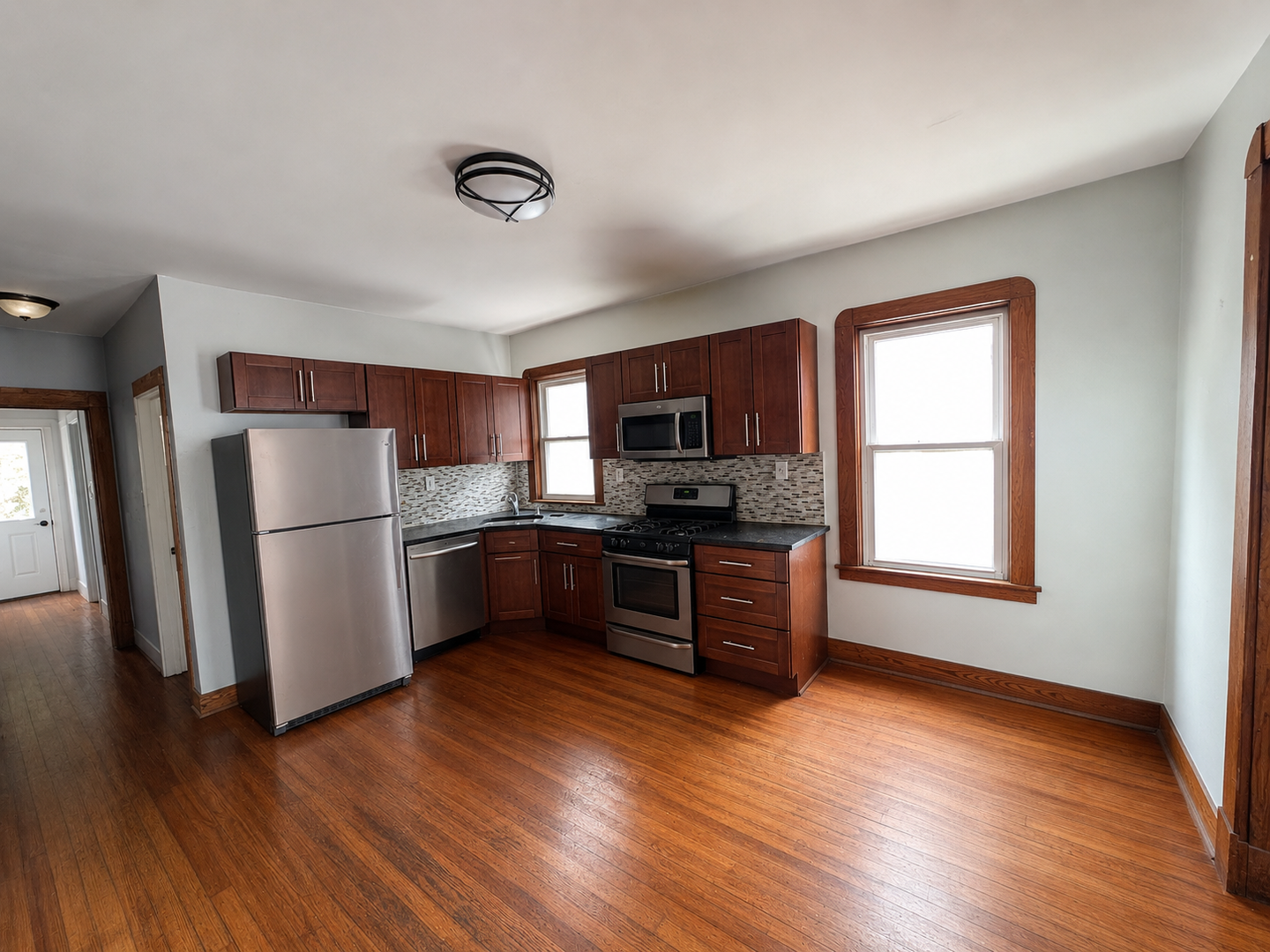 Albany Apartment: 662 State St