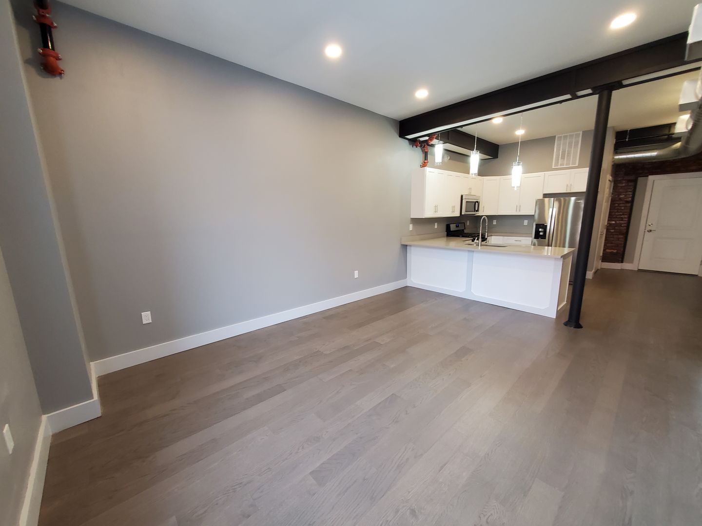 Cohoes Apartment: 122 Remsen St