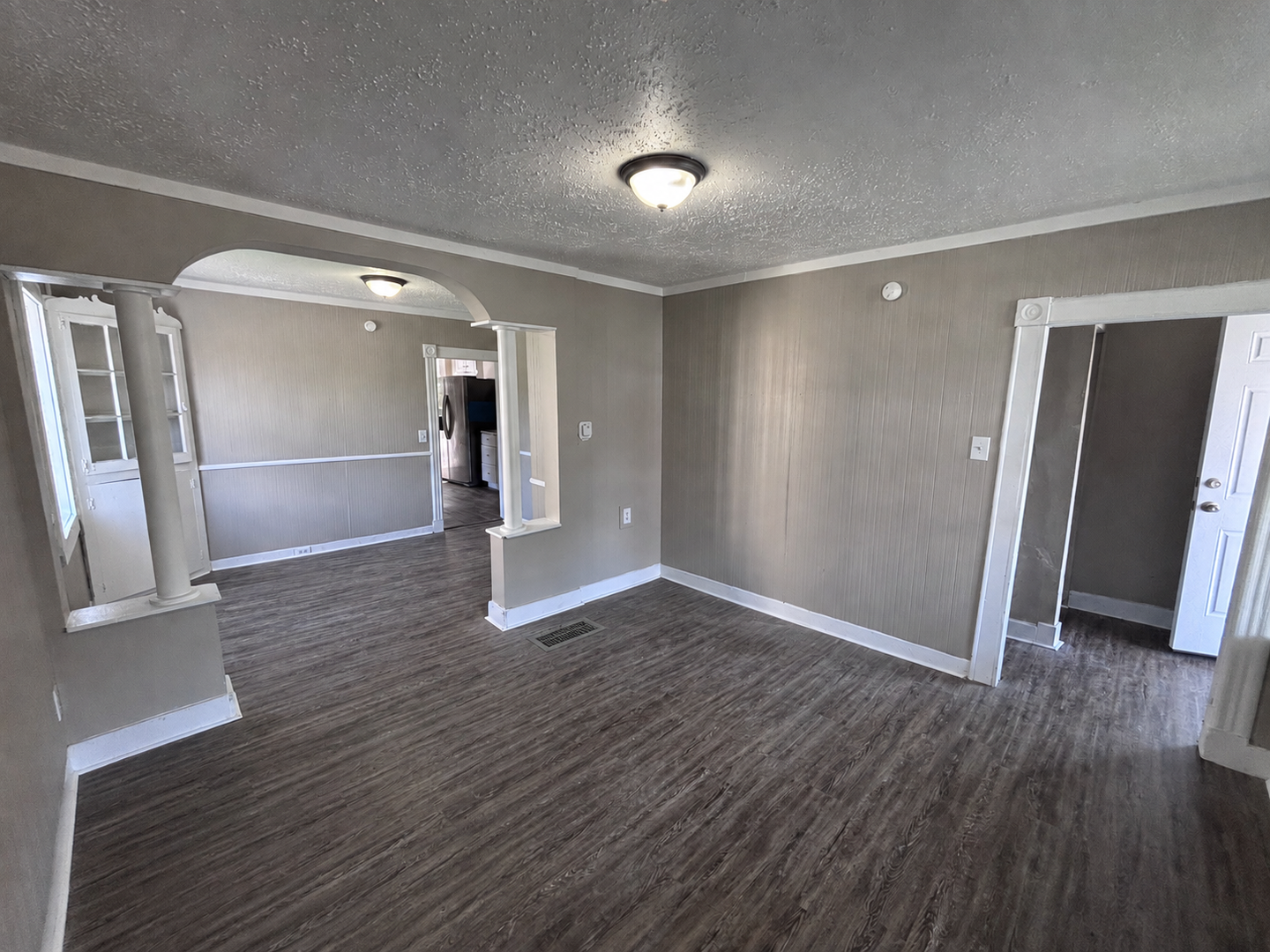 Albany House: 236 Ontario St