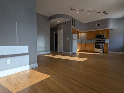 1 Bed/1 Bath w/ Utilities Included!