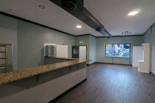 Room for Commercial Kitchen in 2,500 SF Versatile Retail Space! – photo 1