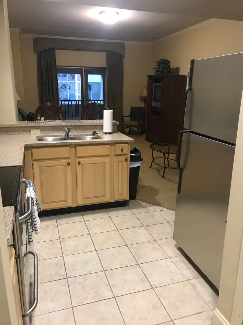 Tallahassee Apartment: 215 W College