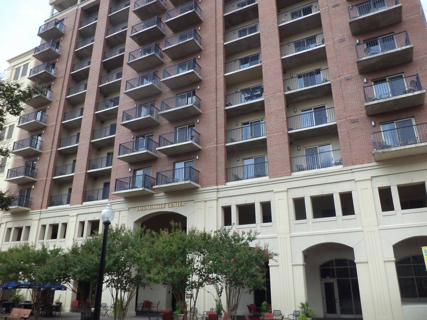 Tallahassee Apartment: 215 W College