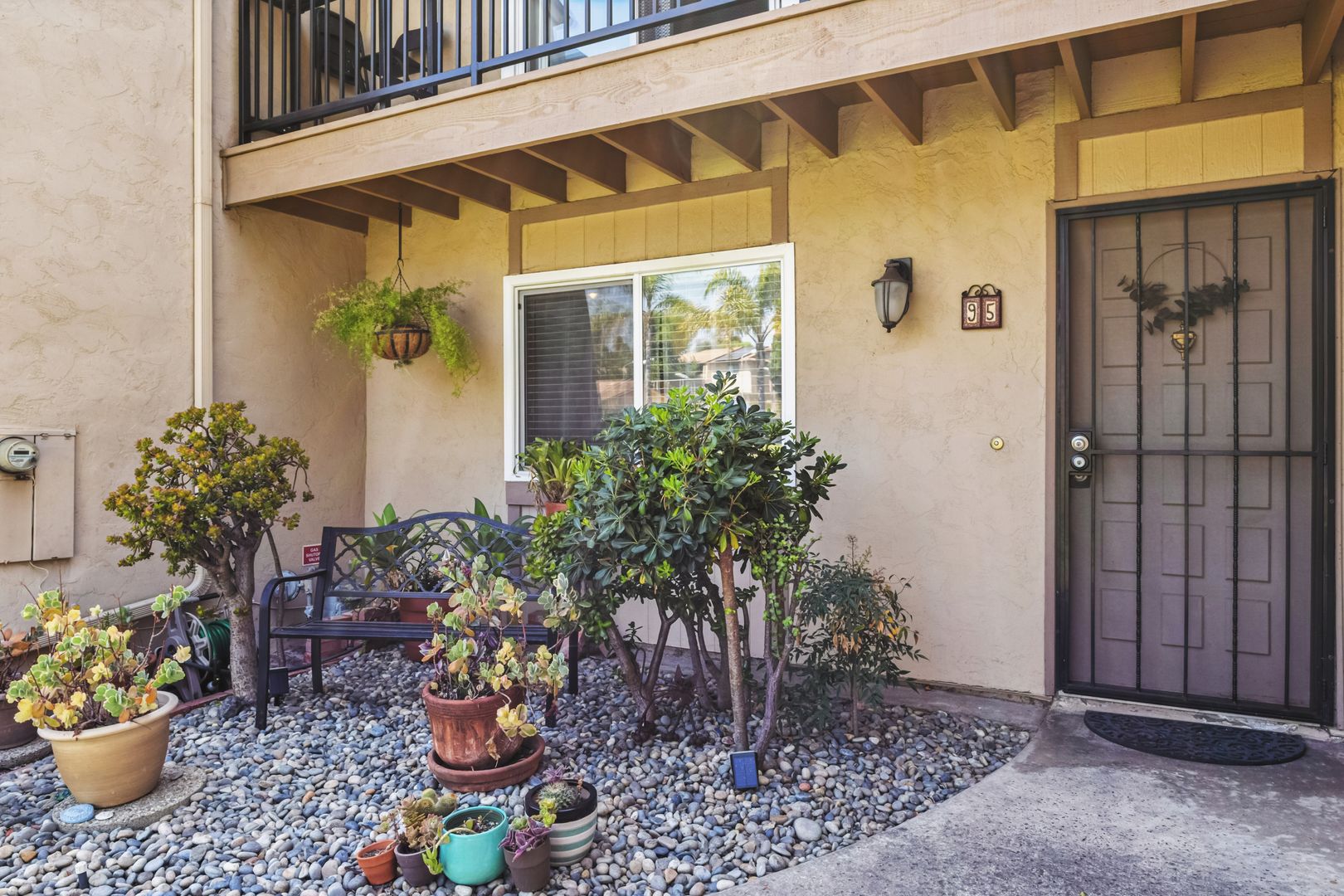 La Mesa Townhome: 5800 Lake Murray Blvd. #95