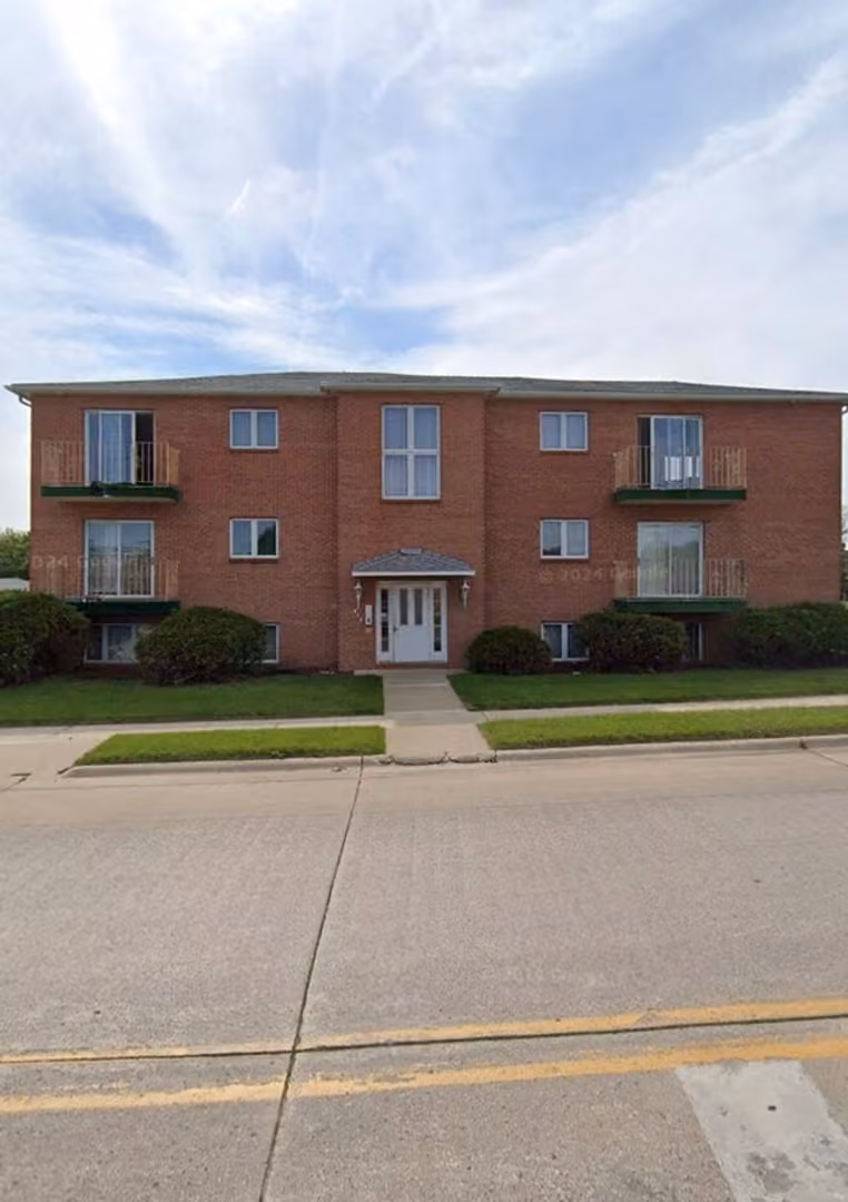 Fort Dodge Apartment: 454-458 N27th Street