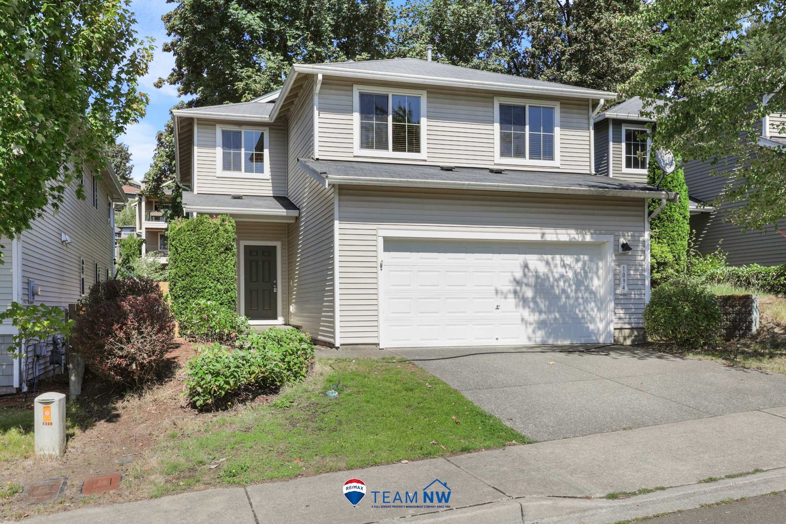 Tumwater House: 1094 Ebbets Dr SW