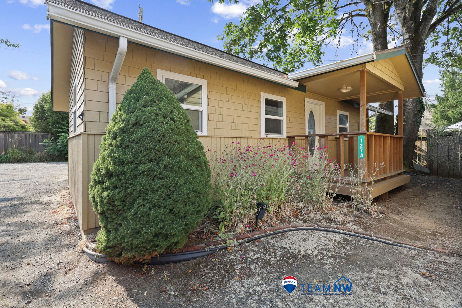 Olympia House: 127 A Plymouth St NW