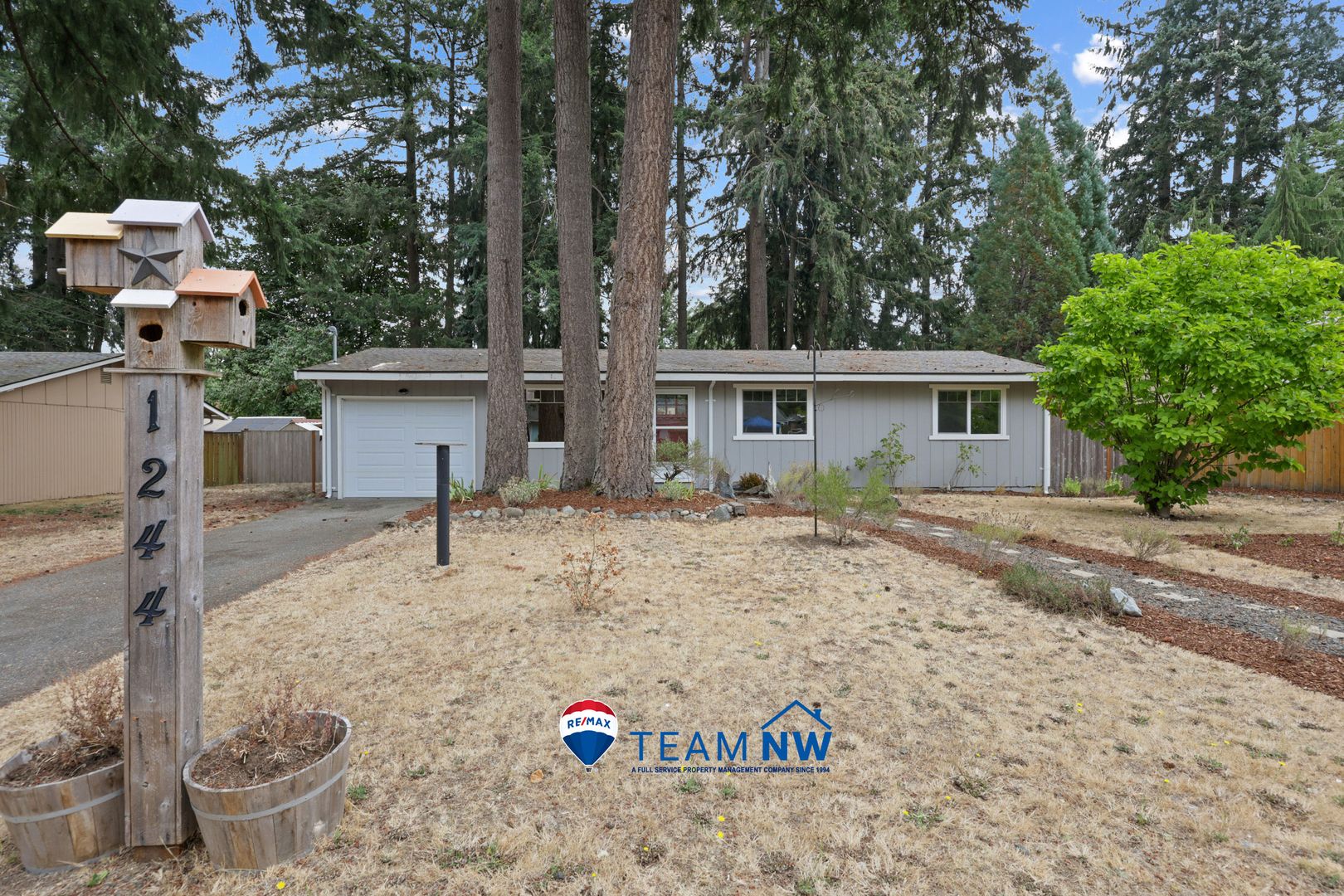 Olympia House: 1244 Neil ST NE