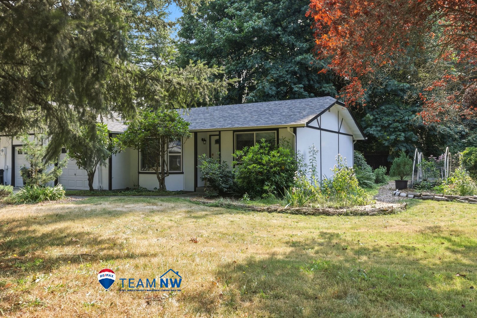 Tumwater House: 6626 Unit B Littlerock Rd SW
