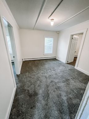 Gorgeous 3 bedroom available now