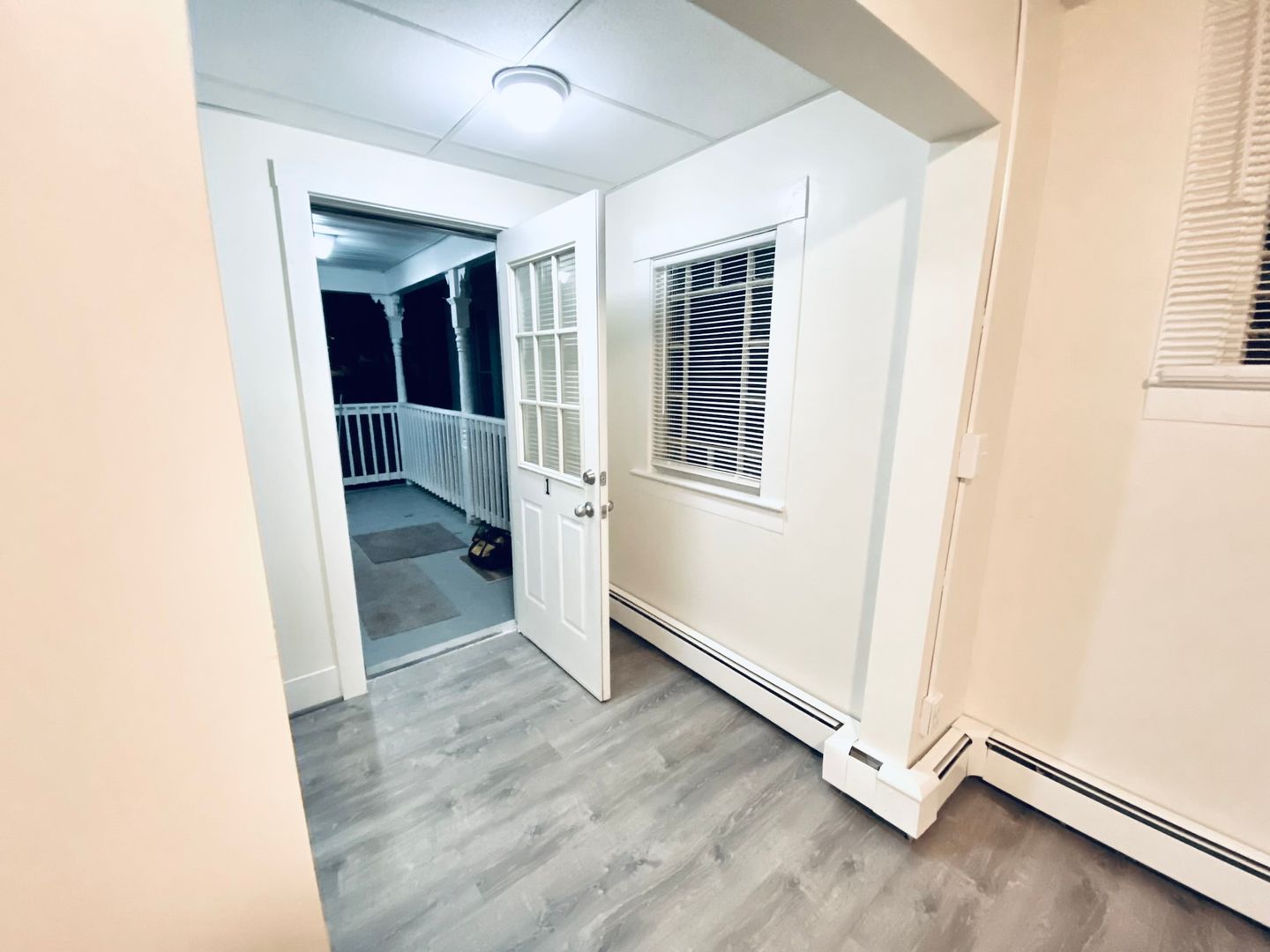 Augusta Apartment: 37 Chapel St.