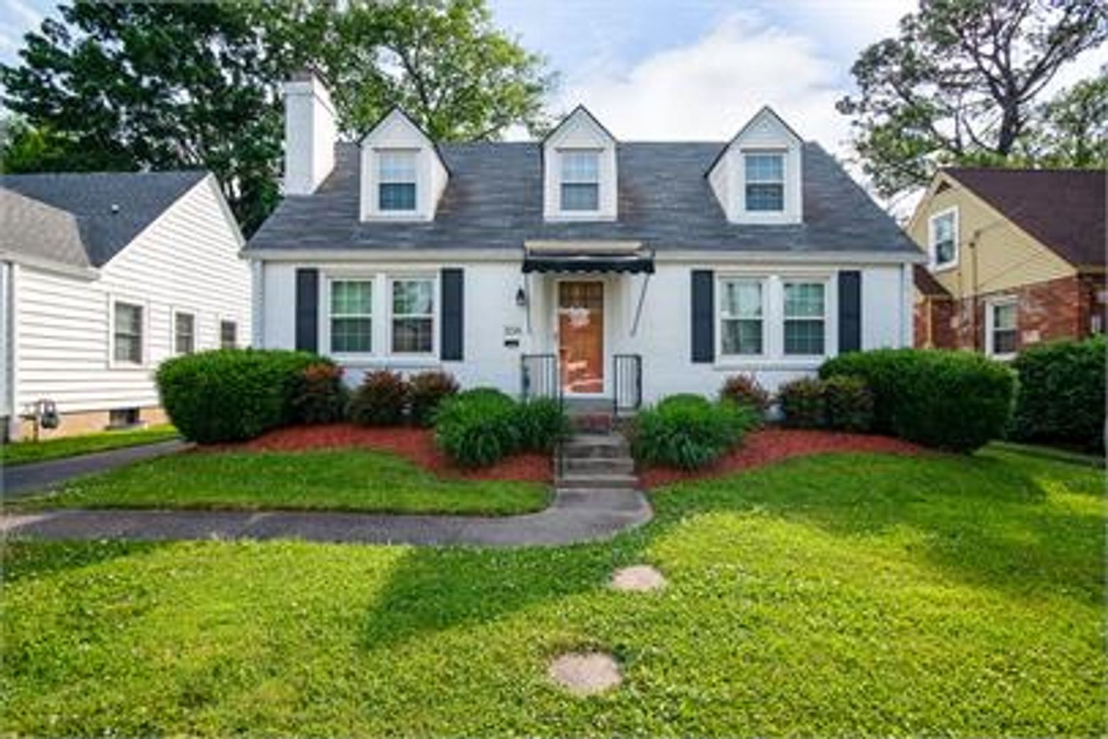 Louisville House: 304 Fairlawn Road