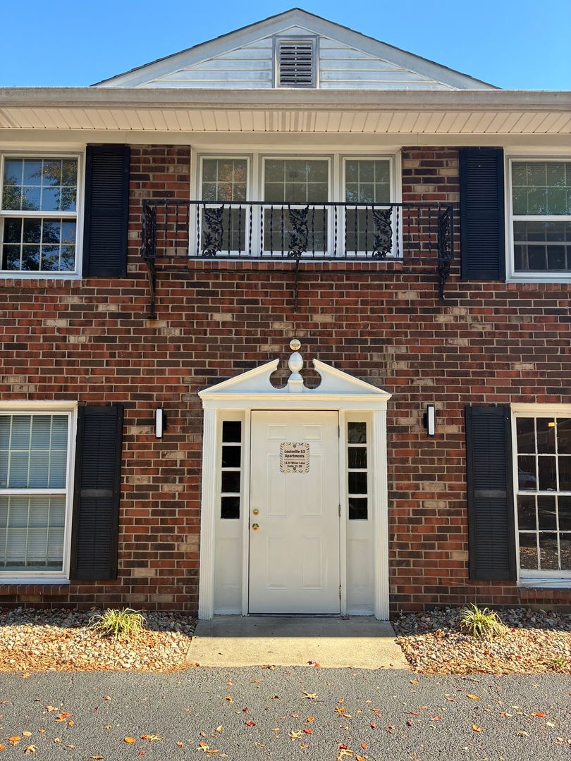 Louisville Apartment: 1139 Minor Lane