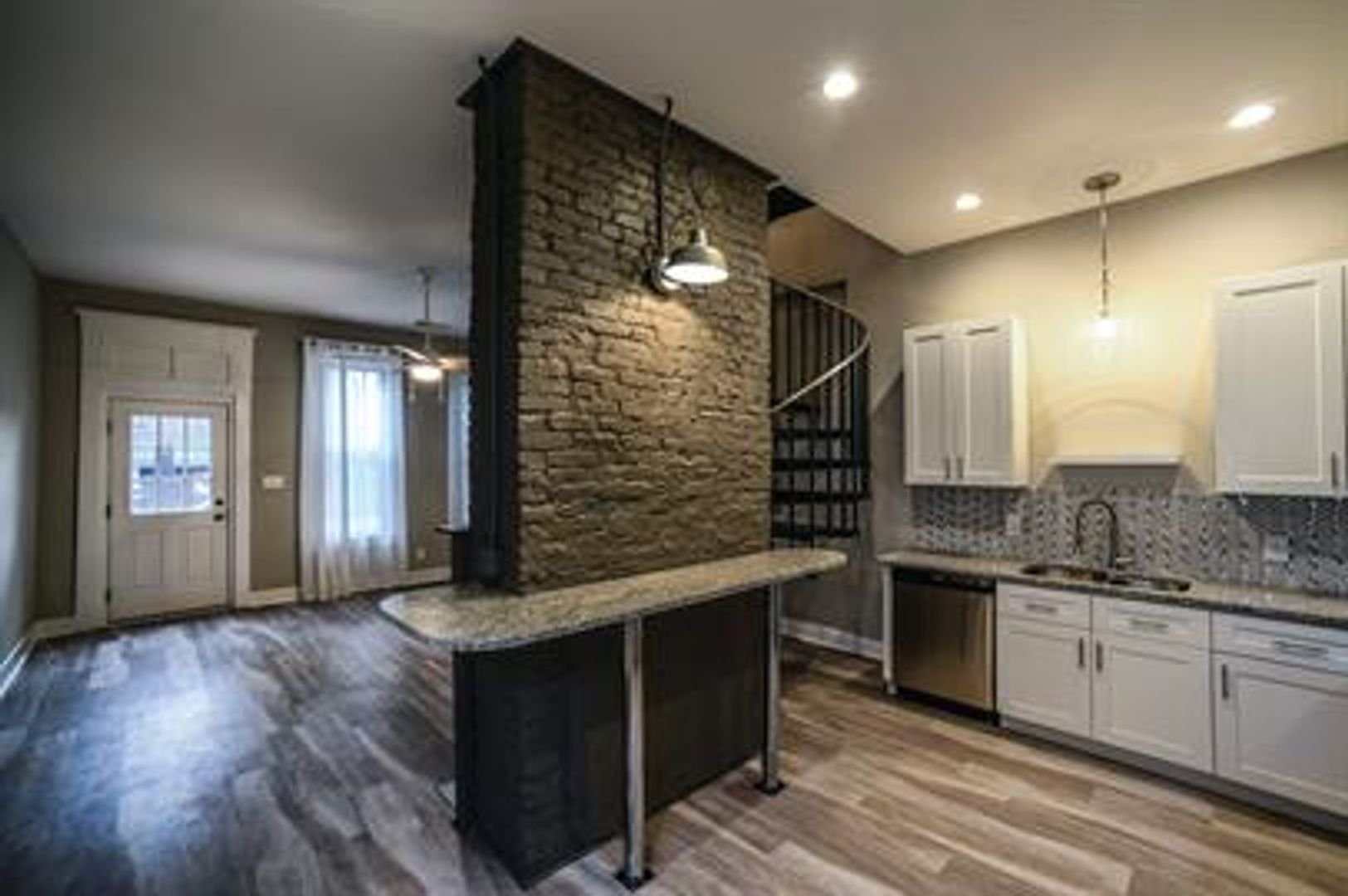 Louisville House: 625 Barret Avenue