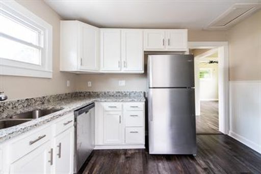 2 bedroom LaGrange, KY