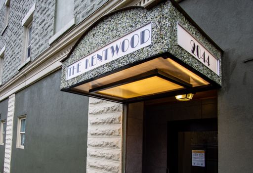 Kenton Neighborhood-Rare Single Room Ready Mid-September! – photo 1